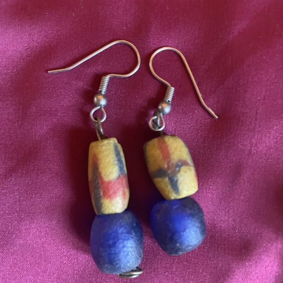 Lot of 3 pairs vintage bead earrings - Picture 2 of 4